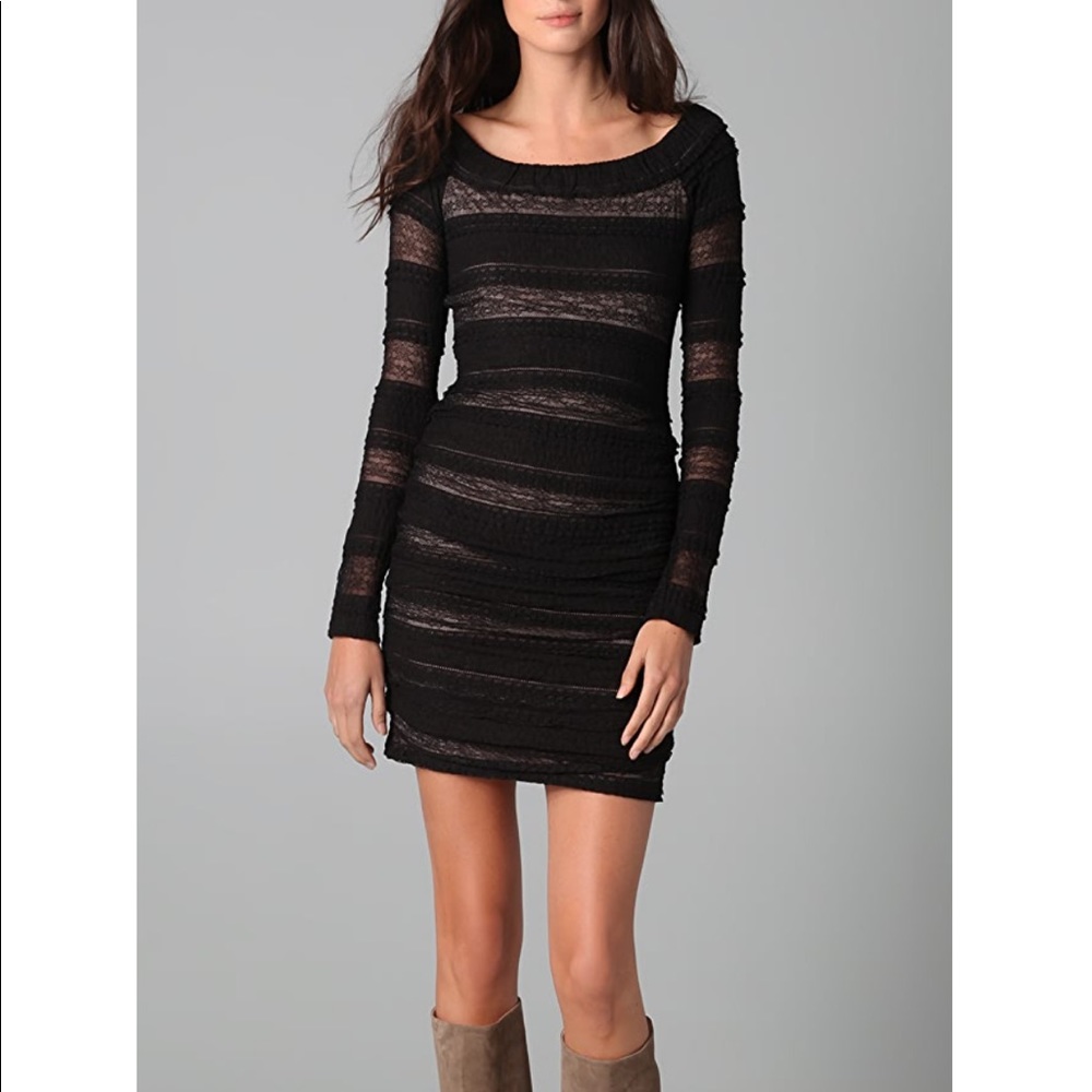 BCBGMaxAzria Halle Lace Bodycon Ruched
Dress - Picture 3 of 8